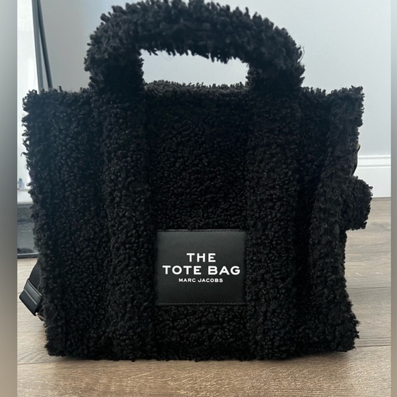 MARC JACOBS
TEDDY MINI TOTE BAG - Picture 7 of 10